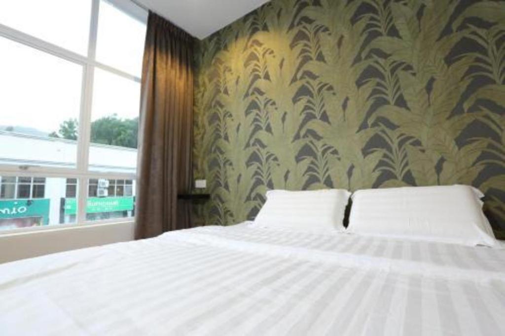1 Hotel Taman Connaught Kuala Lumpur Exterior photo